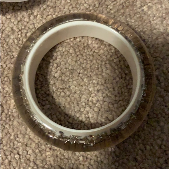 AUTHENTIC LV CUFF BRACELET - Picture 2 of 10